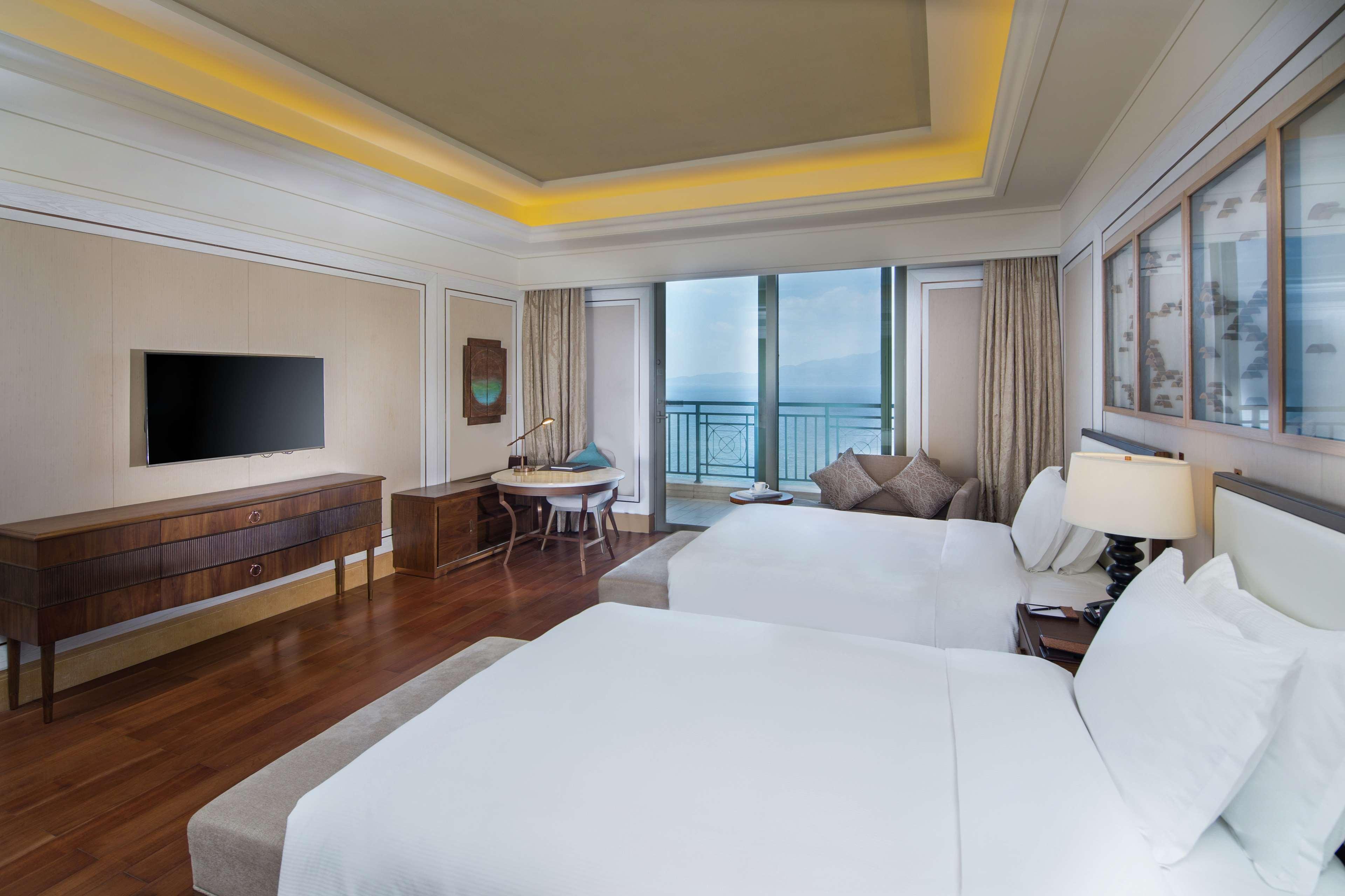 Hilton Yuxi Fuxian Lake Chengjiang  Zewnętrze zdjęcie