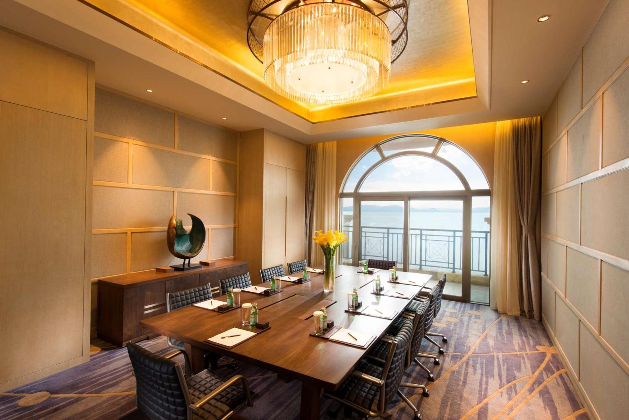 Hilton Yuxi Fuxian Lake Chengjiang  Zewnętrze zdjęcie