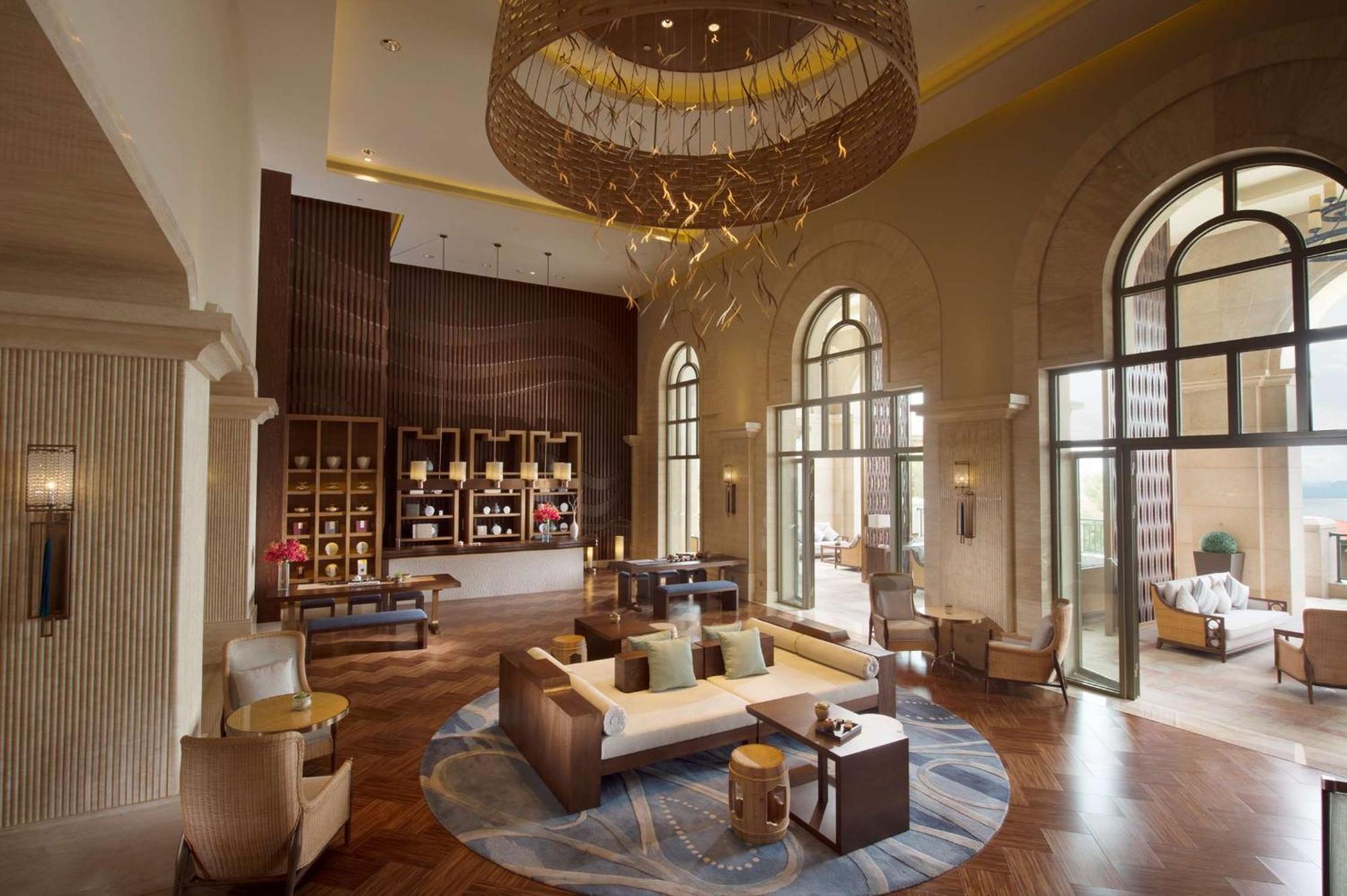 Hilton Yuxi Fuxian Lake Chengjiang  Zewnętrze zdjęcie