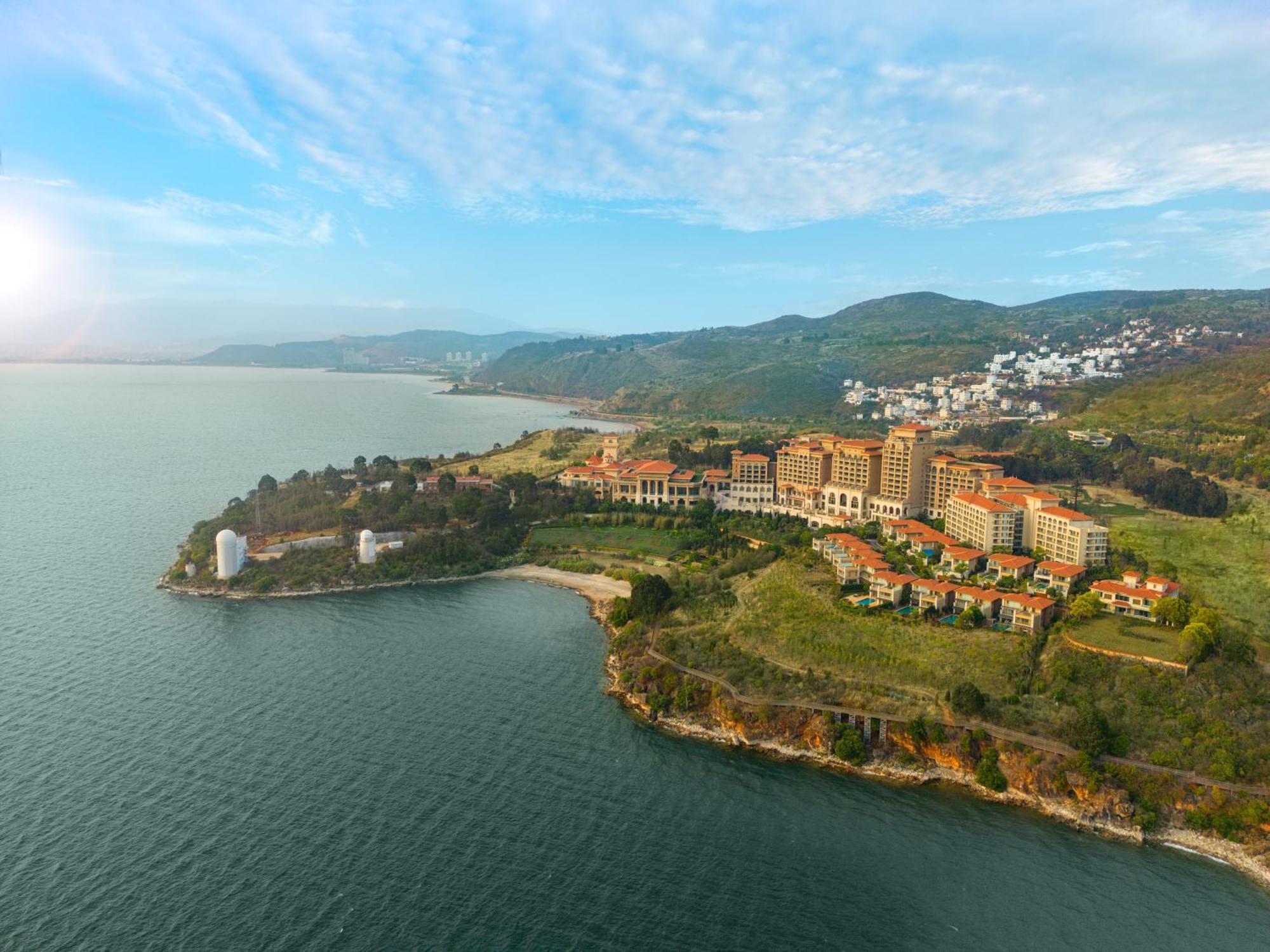 Hilton Yuxi Fuxian Lake Chengjiang  Zewnętrze zdjęcie